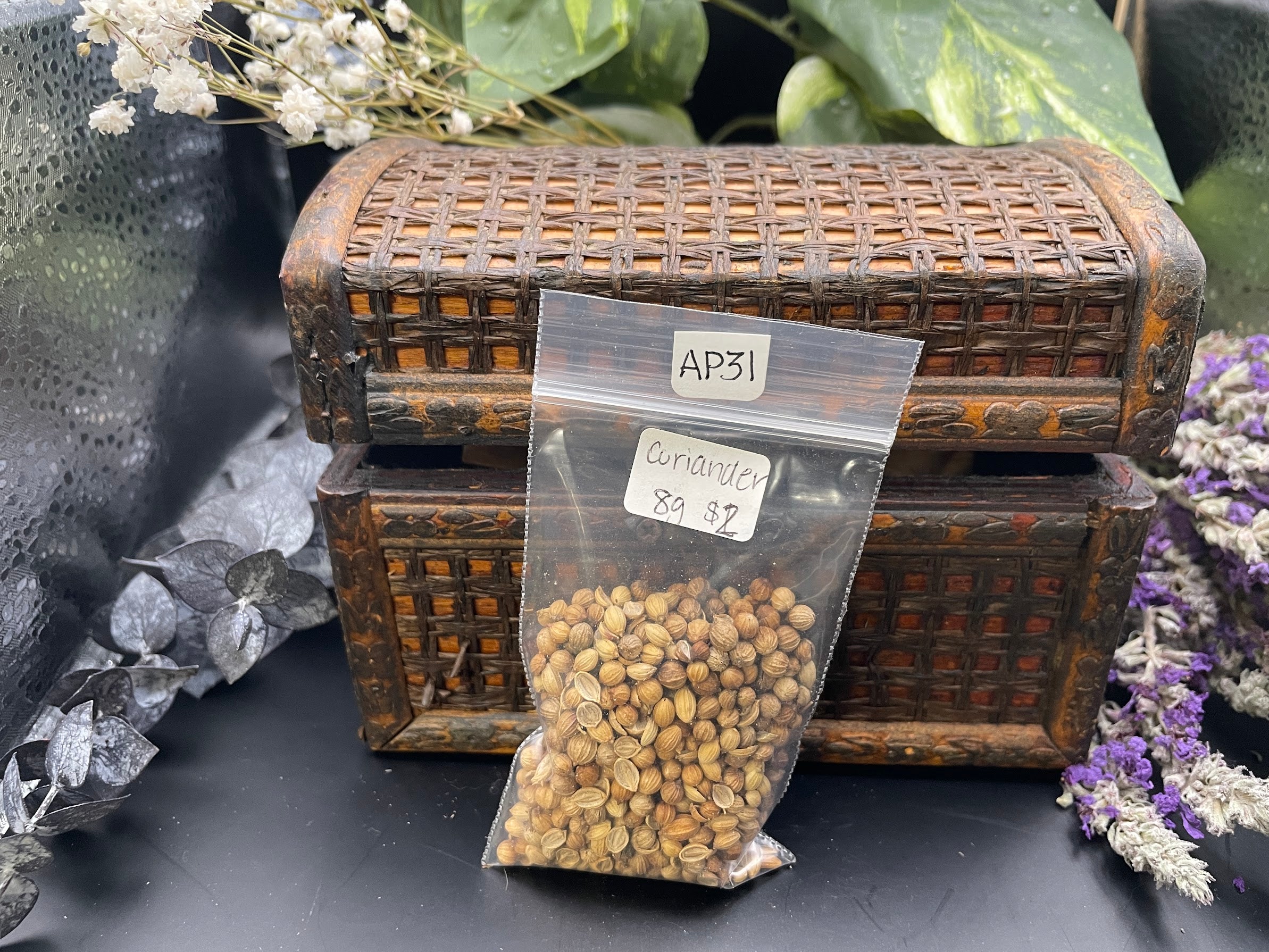 Coriander 8g