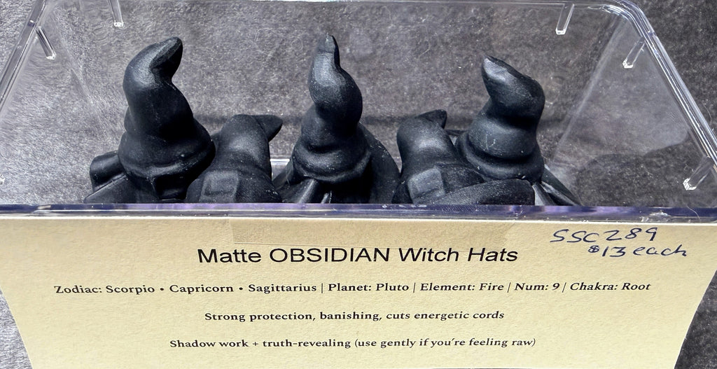 Matte Obsdian Witch Hat Carving SSC289