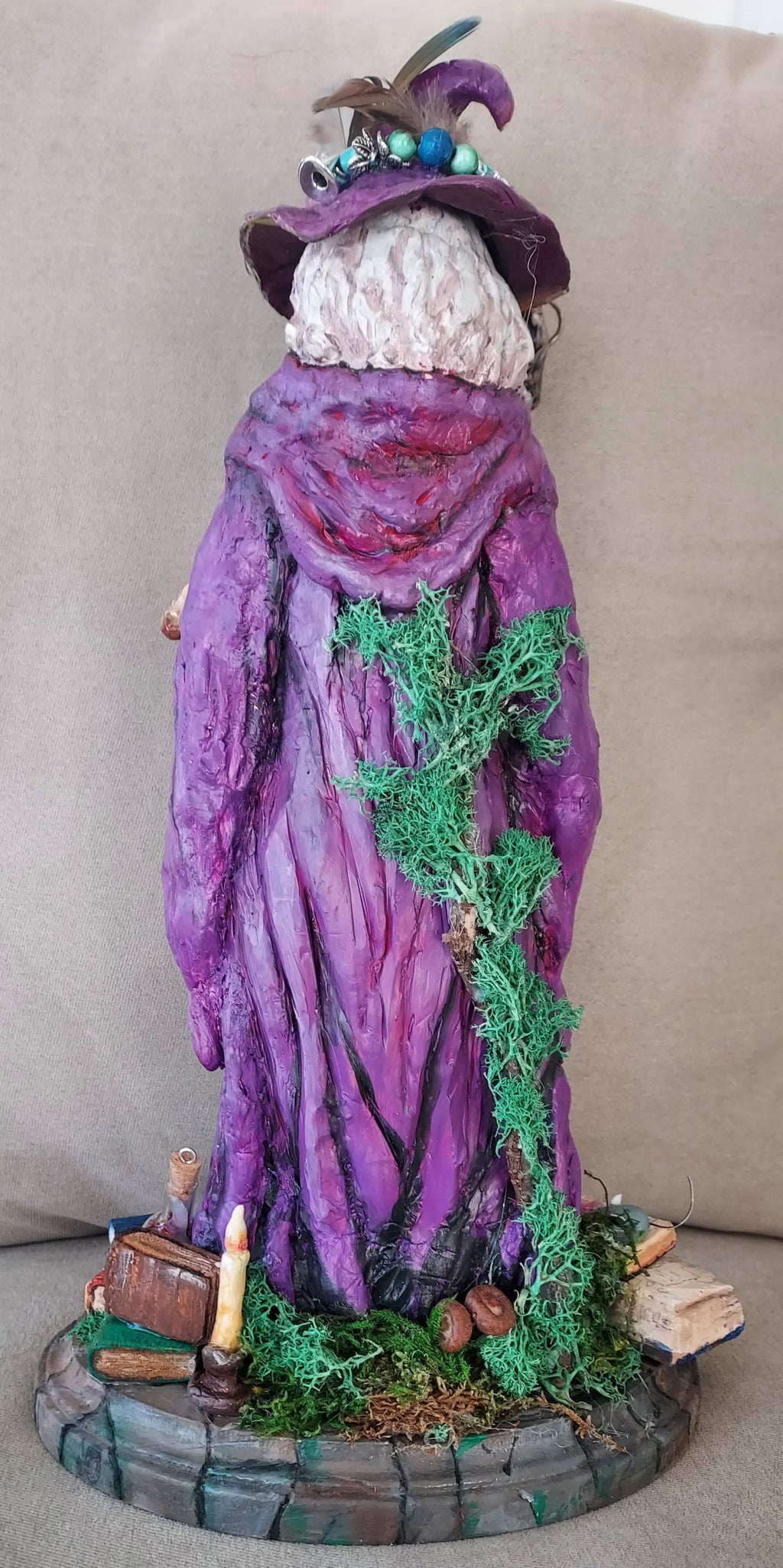 Alchemist Wooden Wizard Carving LEE62